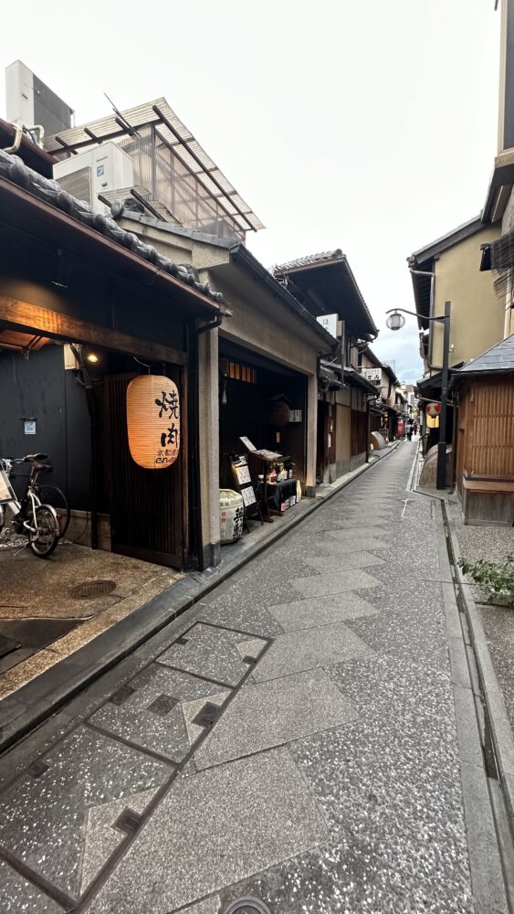 Nishiki market​