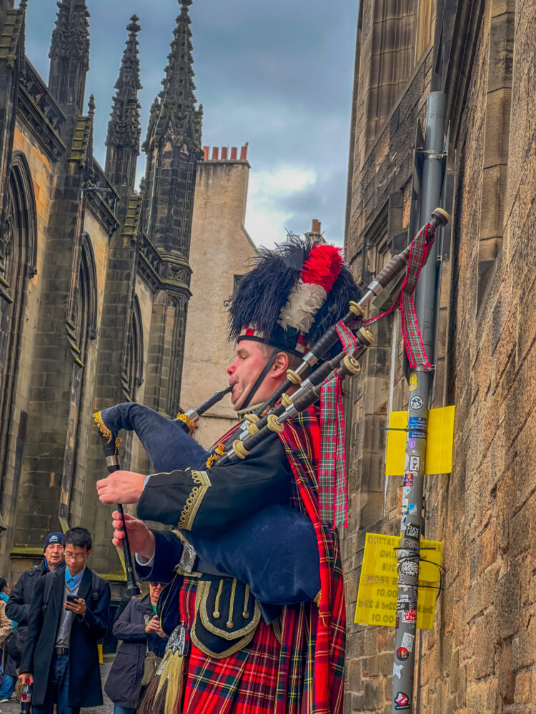 The Ultimate 6-Day Scotland Itinerary: Castles, Highlands & Magical Skye 1 The Ultimate 6-Day Scotland Itinerary: Castles, Highlands & Magical Skye 1